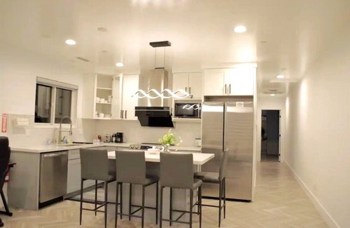 Piedmont House | Dimond Abode Vacation Rental 3426