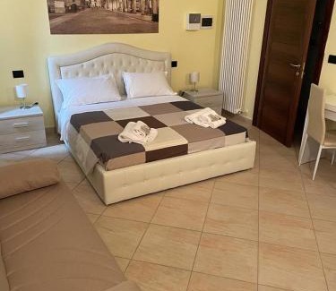 Ferrara Historic Centre House | DIMORA AL SARACENO