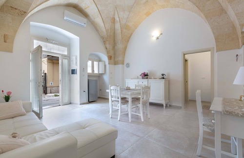 Oria Historic Centre Apartment | Dimora Ilenia by BarbarHouse