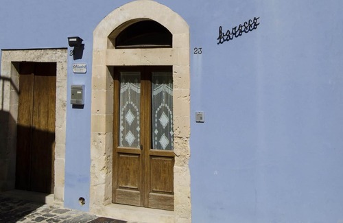 Palazzolo Acreide Historic Centre Apartment | Dimora La Rosa Barocca