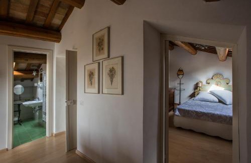 Macerata House | Dimora Rosa Bianca