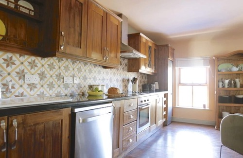 Dingle House | Dingle Town House 3 bedroom house VRBO