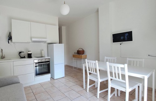 Magreglio Apartment | Dinky's apartment with forest view balcony