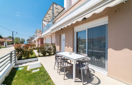Ofrinion Villa | Dionysos -Three-Bedroom Triplex with Garden