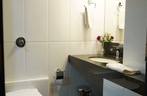 Wellington Pier Hotel | Diplomat Hotel