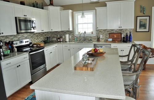 Nags Head House | Direct Beach Access, Priv. Saltwater Pool, Hot Tub Sleeps 10 + Two pullouts
