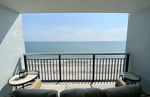 Downtown Myrtle Beach Condo | Direct Ocean View Condo on Boardwalk Steps From Beach - Indoor & Outdoor Pools