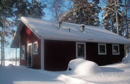 Arboga House | Directly at the waterfront of the lake Hjälmaren
