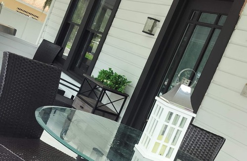 Bradenton Apartment | Directly on Riverwalk in Downtown Bradenton Walking trail out your front door!