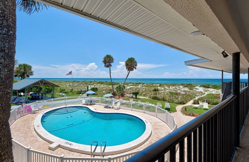 Golden Beach Condo | Directly on the Gulf - Unit 15 - Efficiency - Second Floor - Sleeps 2