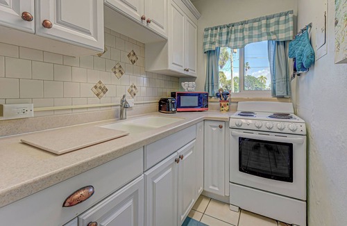 Golden Beach Condo | Directly on the Gulf - Unit 6 - 1 Bedroom - Ground Floor - Sleeps 4