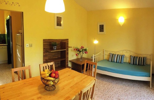 Idro Apartment | Directly on the lake with terrace