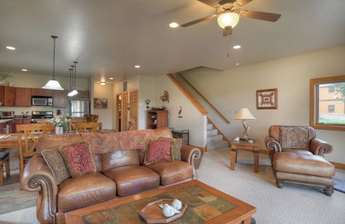 South Fork House | Discount Golf Privileges - Overlooks 9th Green - 20 Mins to Wolf Creek Ski
