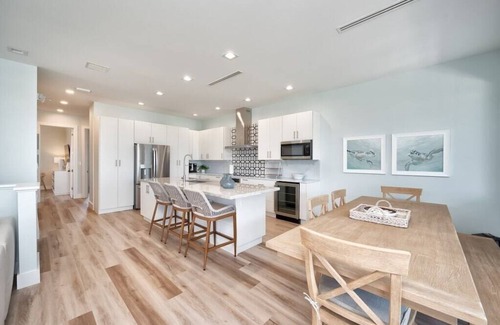 Key Colony Beach Villa | Discount to Jan 31! 4/4! Private Pool, Paddleboards & Lots of Great Amenities!