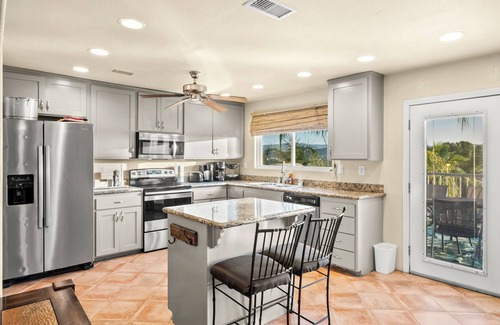 Canyon Lake House | Discover a Private Lake Getaway Oasis in SoCal Wine Country/near Temecula