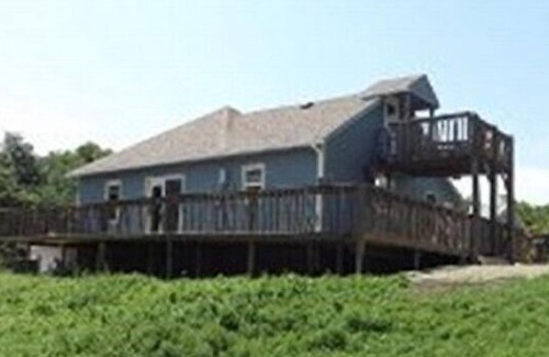 Indiana Township House | DISCOVER FREEDOM in Rural Kansas
