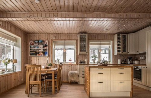 Fagerhaug House | Discover Norway with this cozy vacation home.