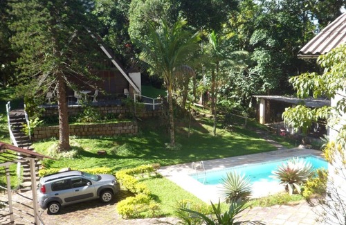Guapimirim Ski Chalet | Discover the richness of peace Chalet for 2 in the heart of Serra dos Organizas.