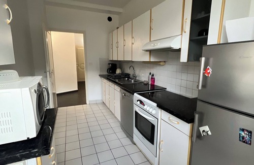Old Town Apartment | Discover Troyes - 2 mins walk to everything - Appart. Hypercentre - Spacious Quiet