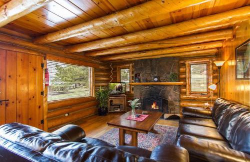 Estes Park Cabin | Discovery Lodge