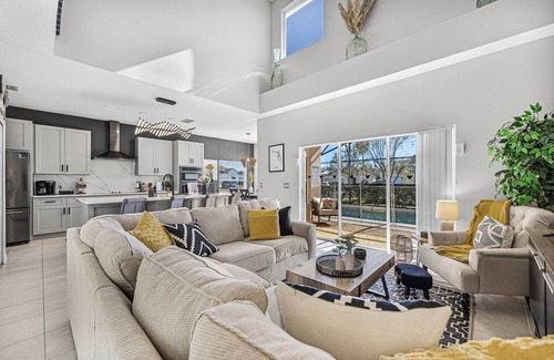 Cumbrian Lakes Villa | Disney Family Villa - spacious home 15 mins to Disney