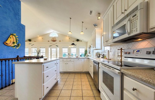 Surf City House | Dive into "Summer Days & Cooler Nights"! w/pool!