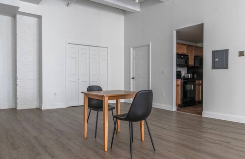 Central Square Apartment | Divine Central Square 2BR w/Fitness, close to Dining, by Blueground
