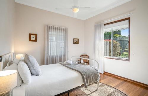 Bangalow House | Divine Cottage - Main Street Bangalow
