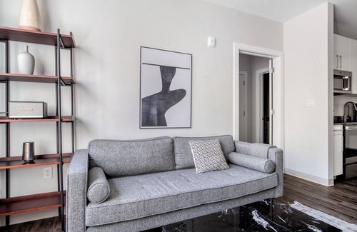 St. Elizabeth's Apartment | Divine Gym, Pool, Concierge & Doorman, by Blueground