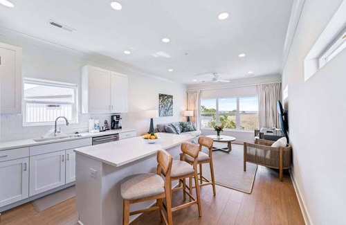 Georgetown House | Dock and Dwell at the Winyah Bay Club, Pool, Outdoor Lounge/Grill and Boat Slip included!