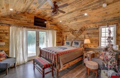 Averill Park Apartment | Dock and Lake Access Studio 14 Mi to Dtwn Albany!