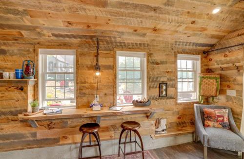 Averill Park Apartment | Dock and Lake Access Studio 14 Mi to Dtwn Albany!