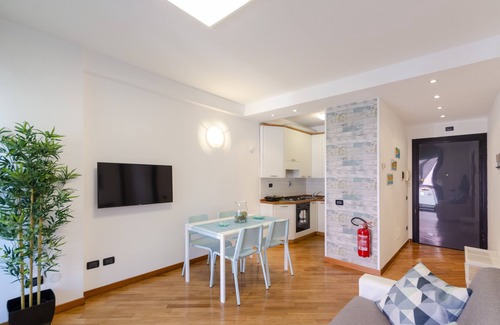 Genoa Apartment | Dock of the Bay Genova