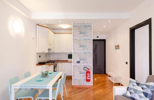 Genoa Apartment | Dock of the Bay Genova, Stylish Apartment in the Heart of Genoa with Air Conditioning, Private free Garage, Harbour View, extra garage at 25,00 euro per night on request