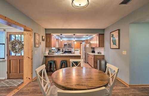 Earleton House | Dock + Views: Tranquil Santa Fe Lake Escape
