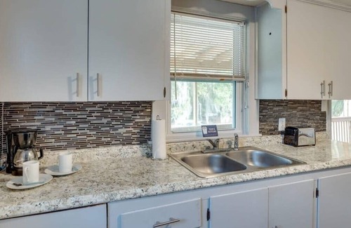 Savannah Apartment | Dock&Volleyball! Near Downtown - Orange Oasis 2