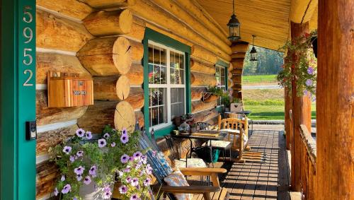 Bonners Ferry Hotel | Dodge Peak Lodge
