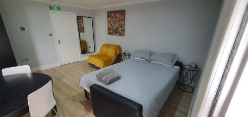 Cathall Apartment | Dodi Aparts London, near Stratford close to tube station