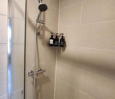 Cathall Apartment | Dodi Aparts London, near Stratford close to tube station