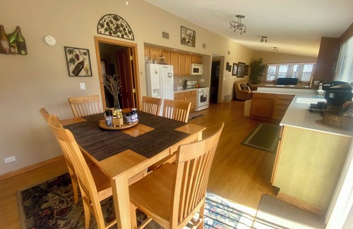 Como House | Does your dog need a vacation? We are people and pet friendly!