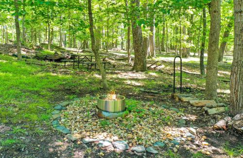 The Woods House | Dog-Friendly A-Frame with Firepit and Fall Foliage