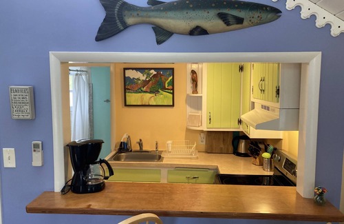 West Cape May Cottage | Dog Friendly, Cozy Cape May Cottage