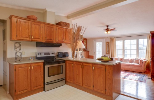 Rising Fawn House | Dog-Friendly Georgia Home w/Grill & Fishing Pond!