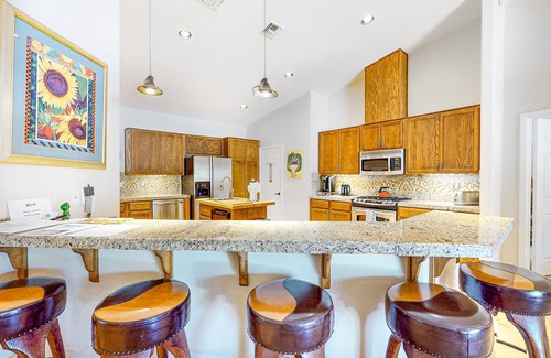 Cathedral City House | Dog-friendly home with private pool & spa, outdoor kitchen area