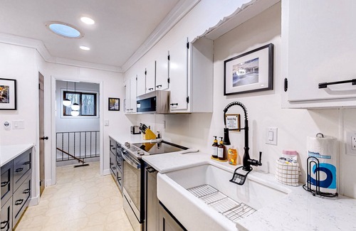 Crellin House | Dog-friendly home near state parks with firepit, pool table, fireplace, & decks