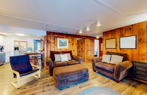 Castleton House | Dog-friendly lakefront oasis with scenic patio & firepit - near skiing & golf