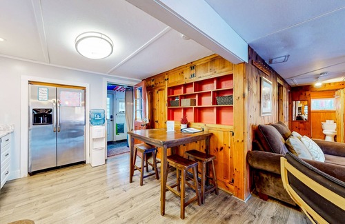 Castleton House | Dog-friendly lakefront oasis with scenic patio & firepit - near skiing & golf