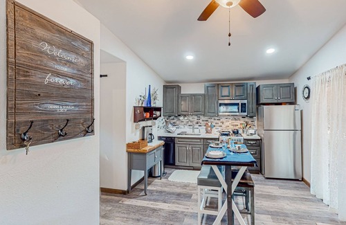 Mono Vista House | Dog-friendly lakefront cabin with canoes, athletic courts, grill, & horse stable