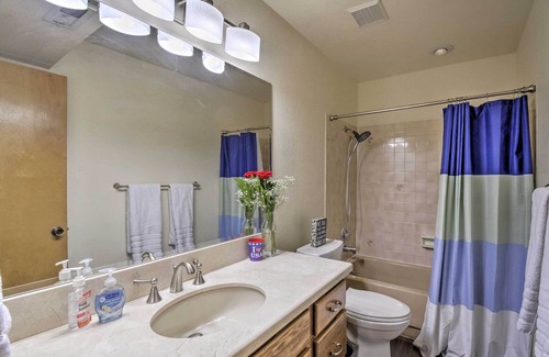 Lakewood Apartment | Dog-Friendly Lakewood Apartment w/ Private Hot Tub