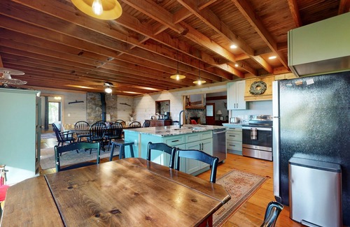 Brevard House | Dog-friendly mountain view cabin with furnished deck, washer/dryer